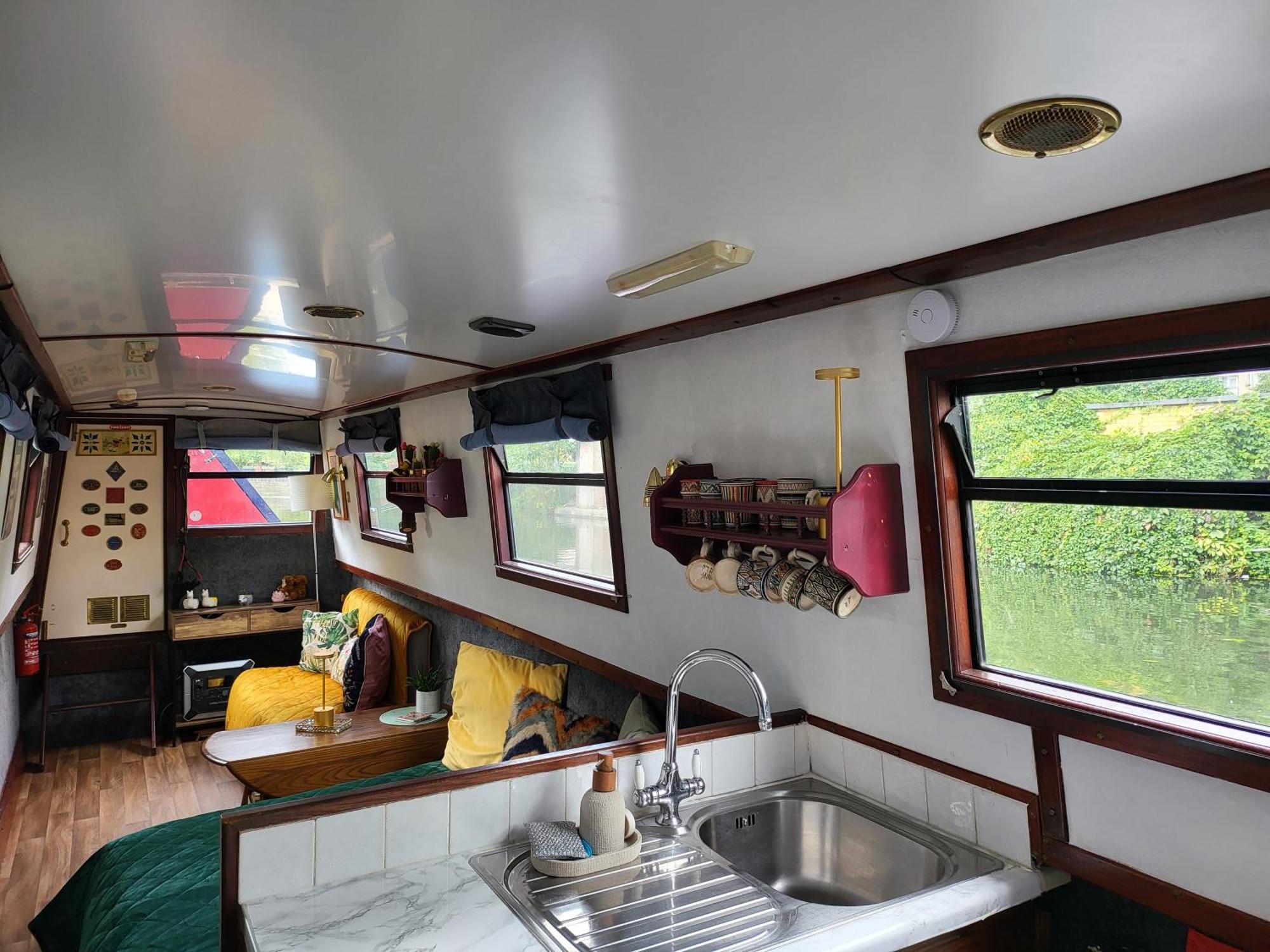 Comfy Canal Boat In Little Venice For Family & Friends Hotell London Exteriör bild